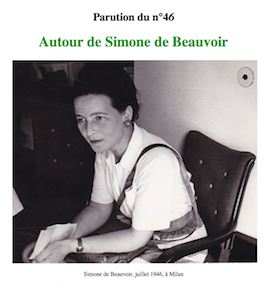 Photo de Simone de Beauvoir, assise de trois-quart
