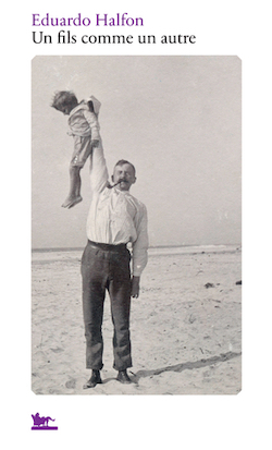 Couverture du livre un fils comme un autre, photo d'un adulte tenant un enfant d'un bras par le col 