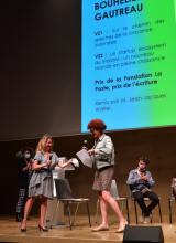 Photo de la cérémonie Zellidja avec Anne-Marie Jean, déléguée Fondation La Poste 