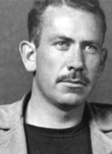 Portrait en noir et blanc de John Steinbeck jeune