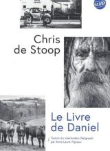 Couverture du livre avec trois photos dont une de Daniel et de ses quatre vaches